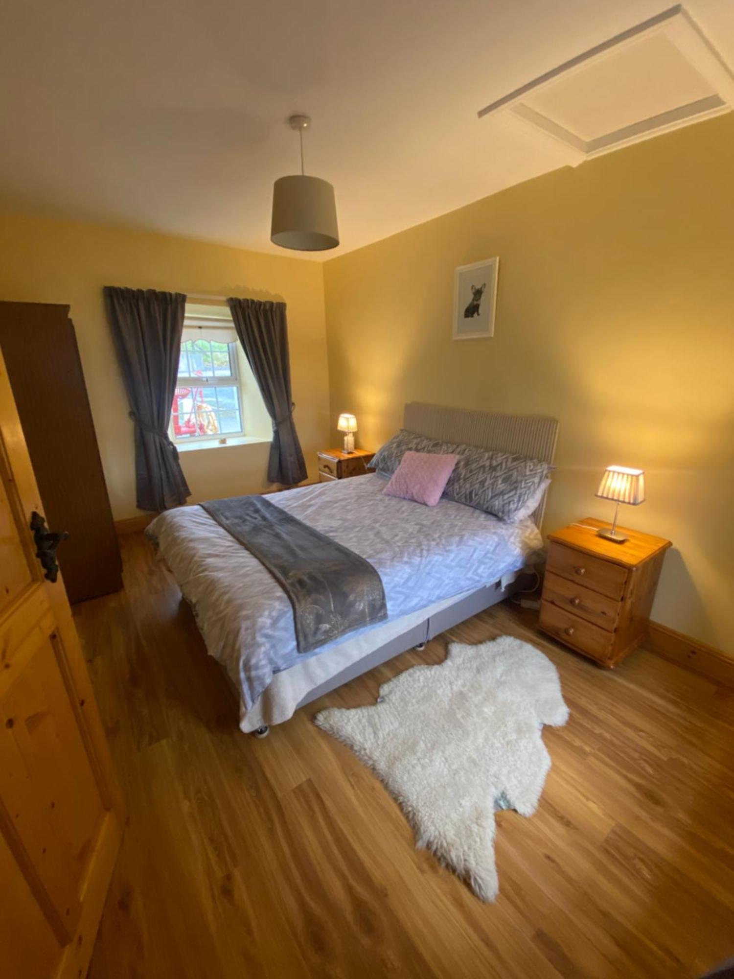 Cheerful 3 Bedroom Country Apartment
